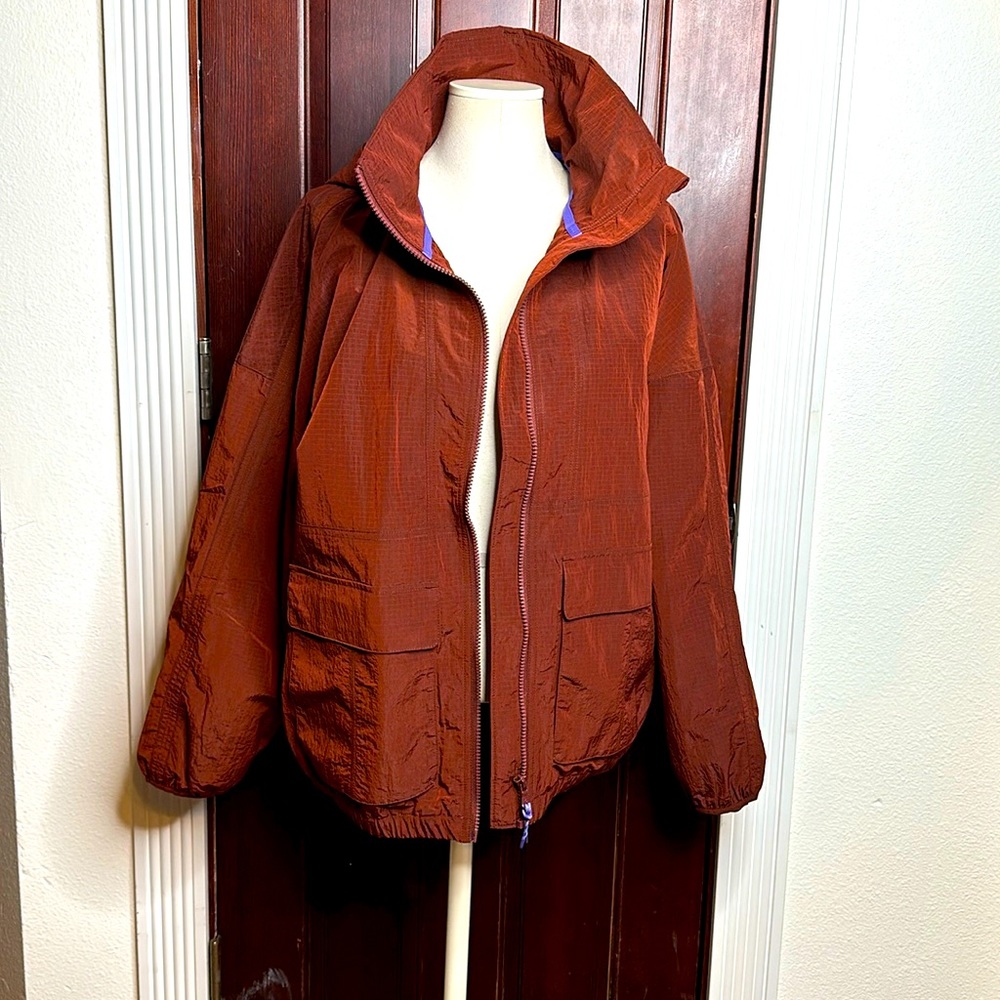 Lou and Gray rip stop hooded jacket